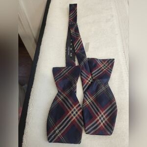 Brooks Brothers 346 Bow Tie Mens Navy Blue/Red Silk Adjustable